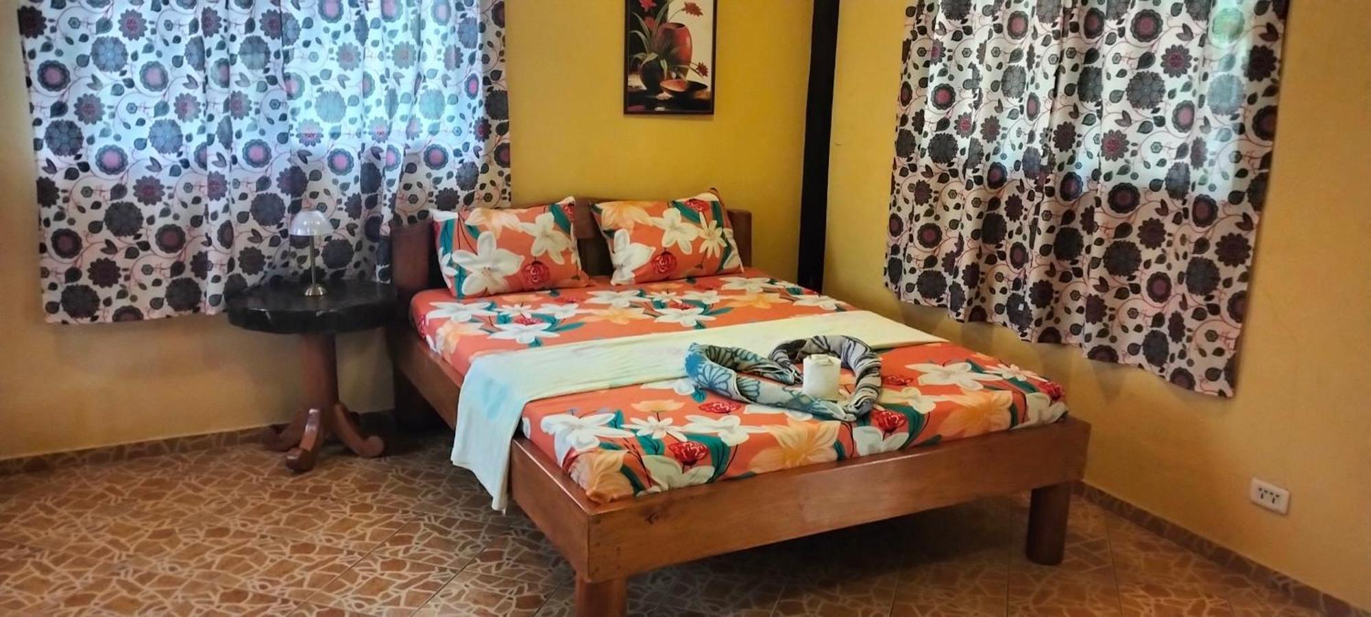Buenaventura Beachresort Nauhang Luaran gambar
